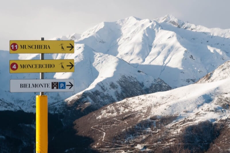 Direzione Nord-Est - Cristina Donna